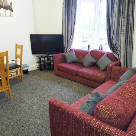 Derwent Street Apartment 2 - Self Contained - 2 Bed Self Catering Apartment Workington Buitenkant foto
