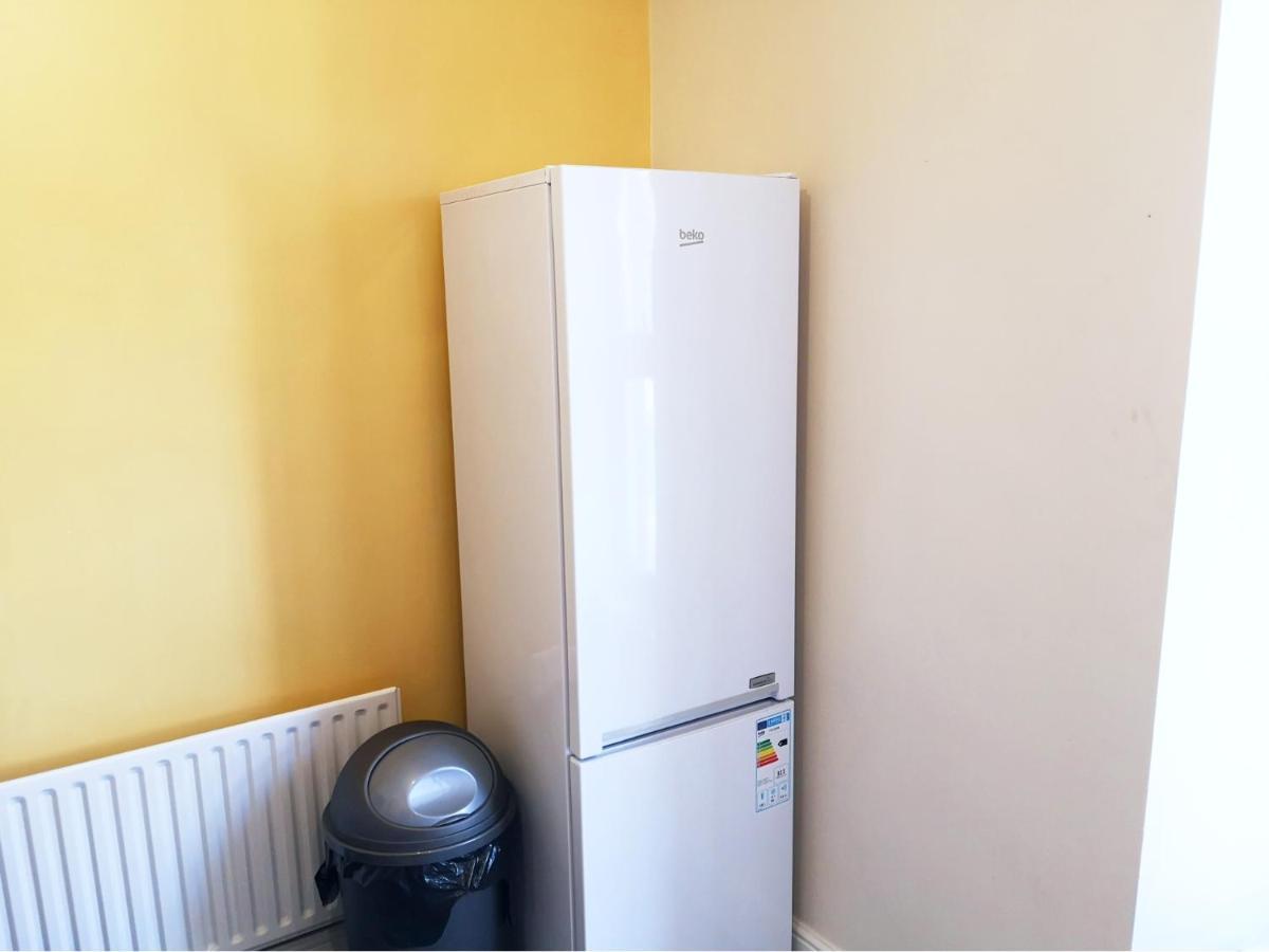 Derwent Street Apartment 2 - Self Contained - 2 Bed Self Catering Apartment Workington Buitenkant foto